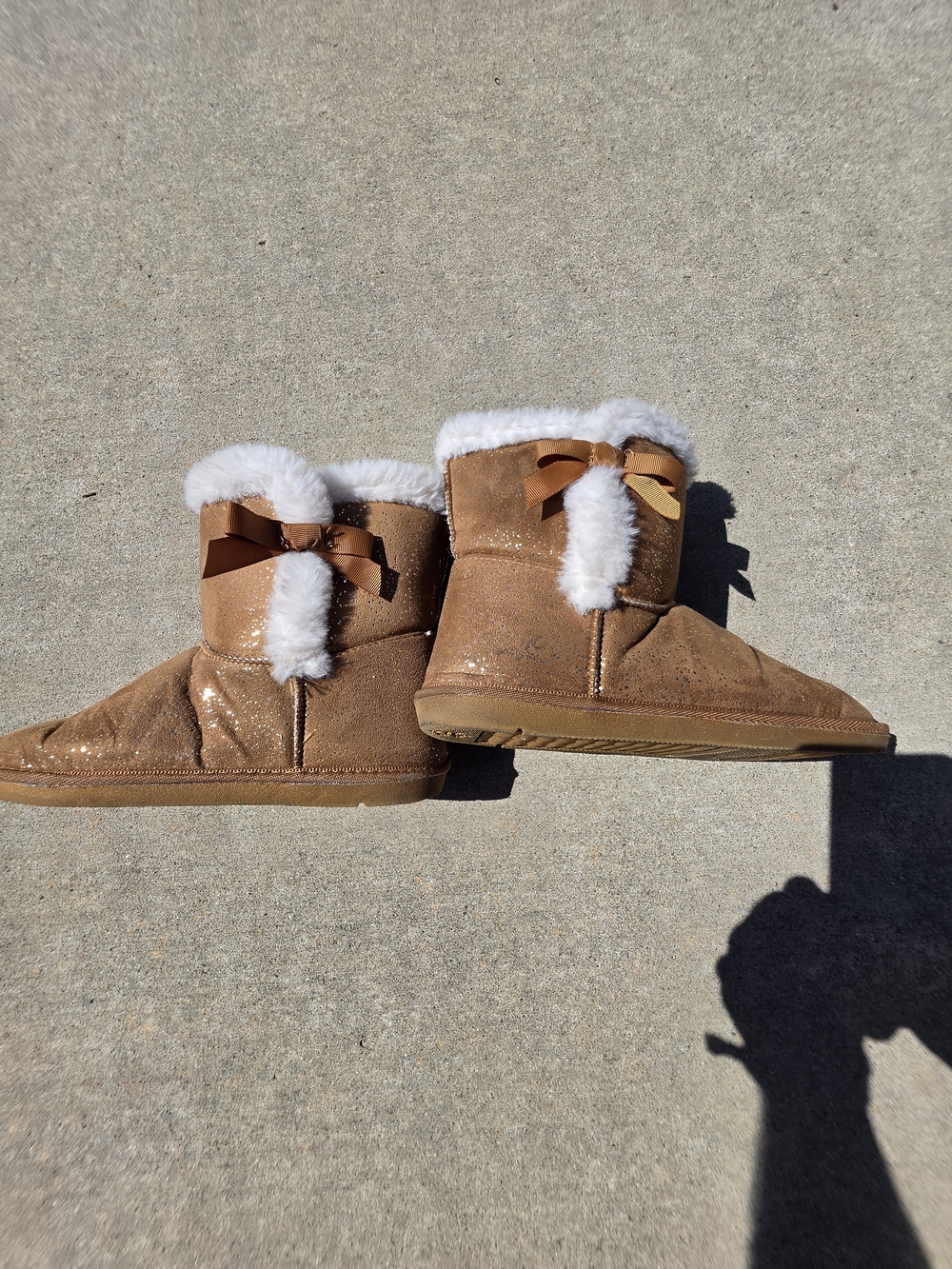 Women’s Brown Suede Ankle Bootie Pull-On Faux Fur Lined Bow Trim US 7